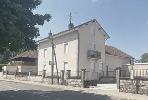 Charmes