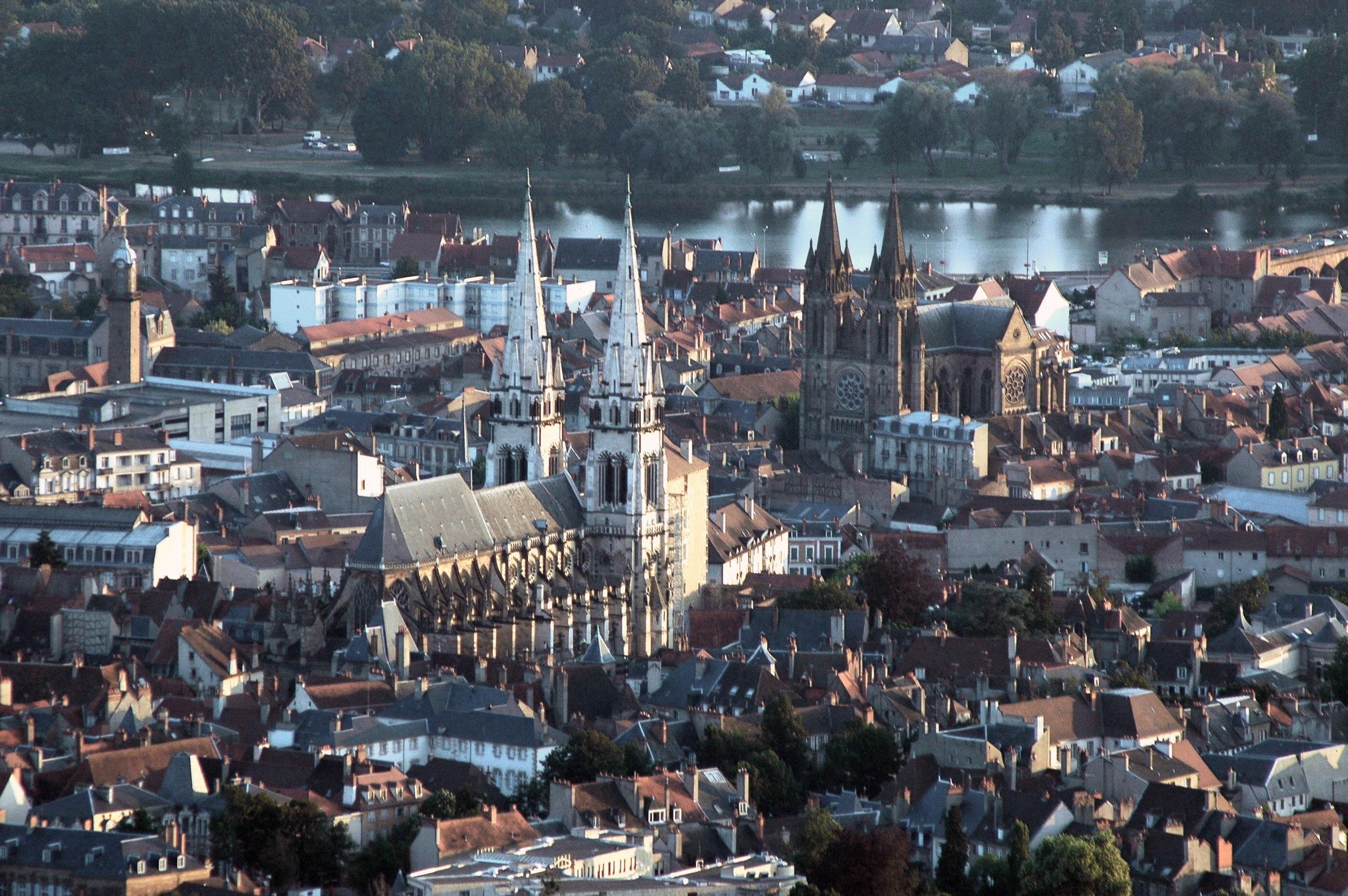 Moulins