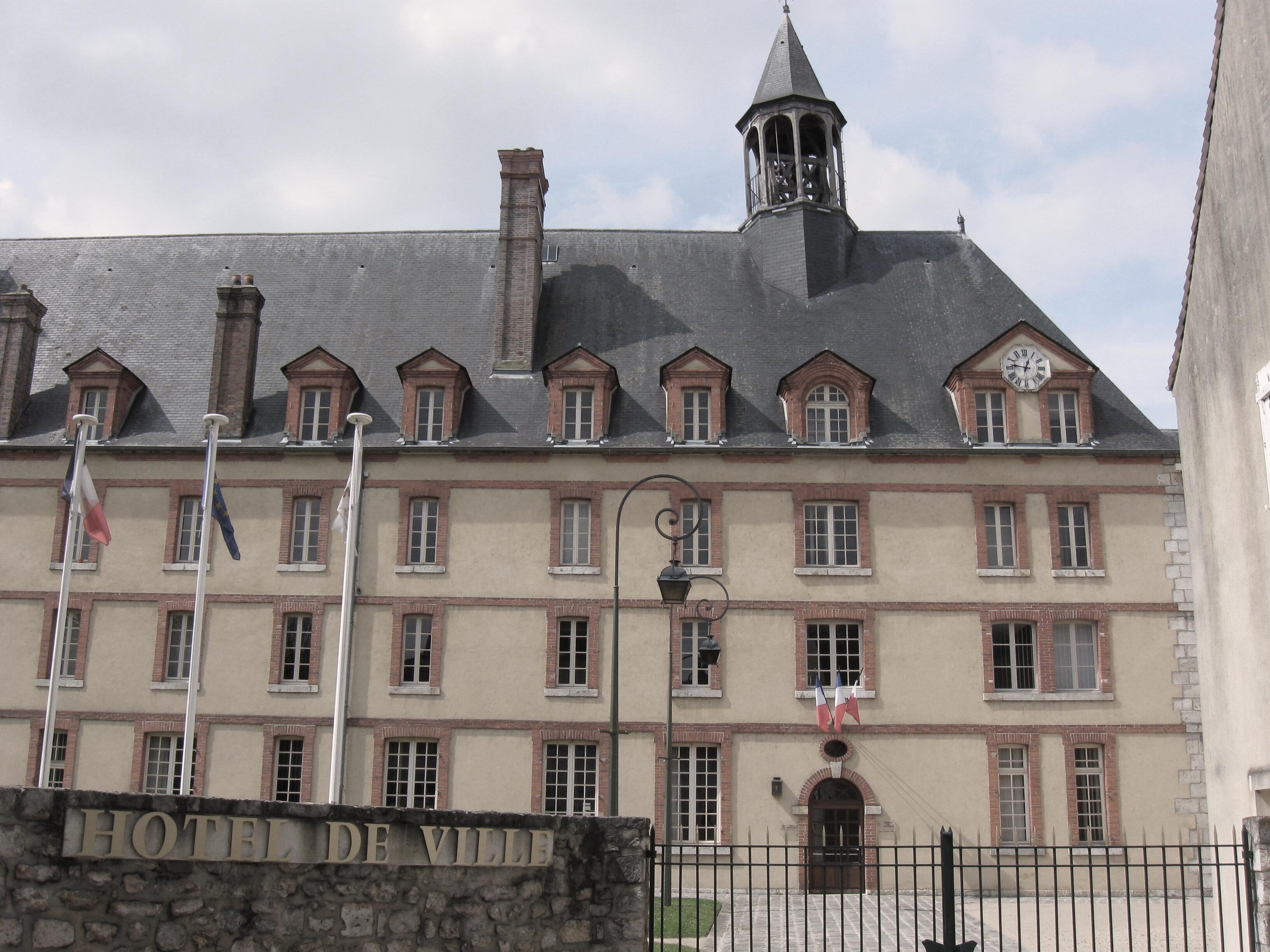 Nemours
