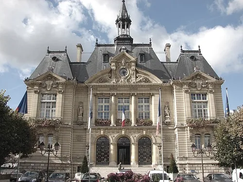 Suresnes